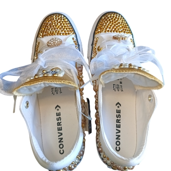 New 🚨Custom All Star Converse White Gold Low Top Madison Size 9 - Picture 7 of 8